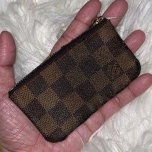 LV Key pouch/ Cles